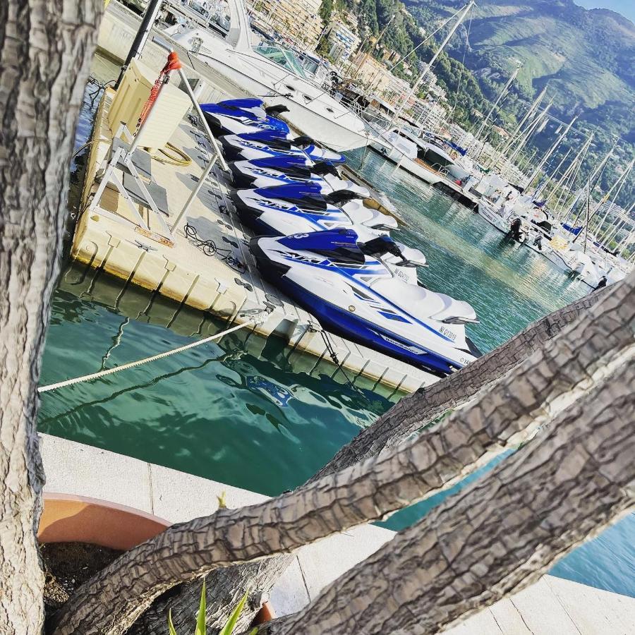 Location Saisonniere Menton 220 M Des Plages Exterior photo